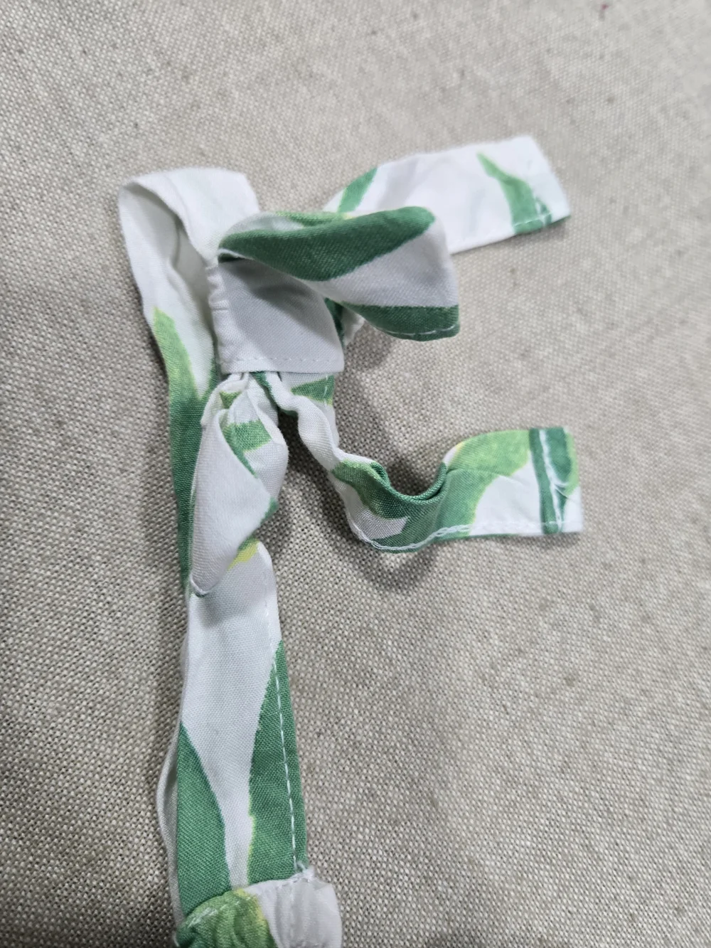 The Children's Place White Sundress with Green Leaf Print Size 7/8